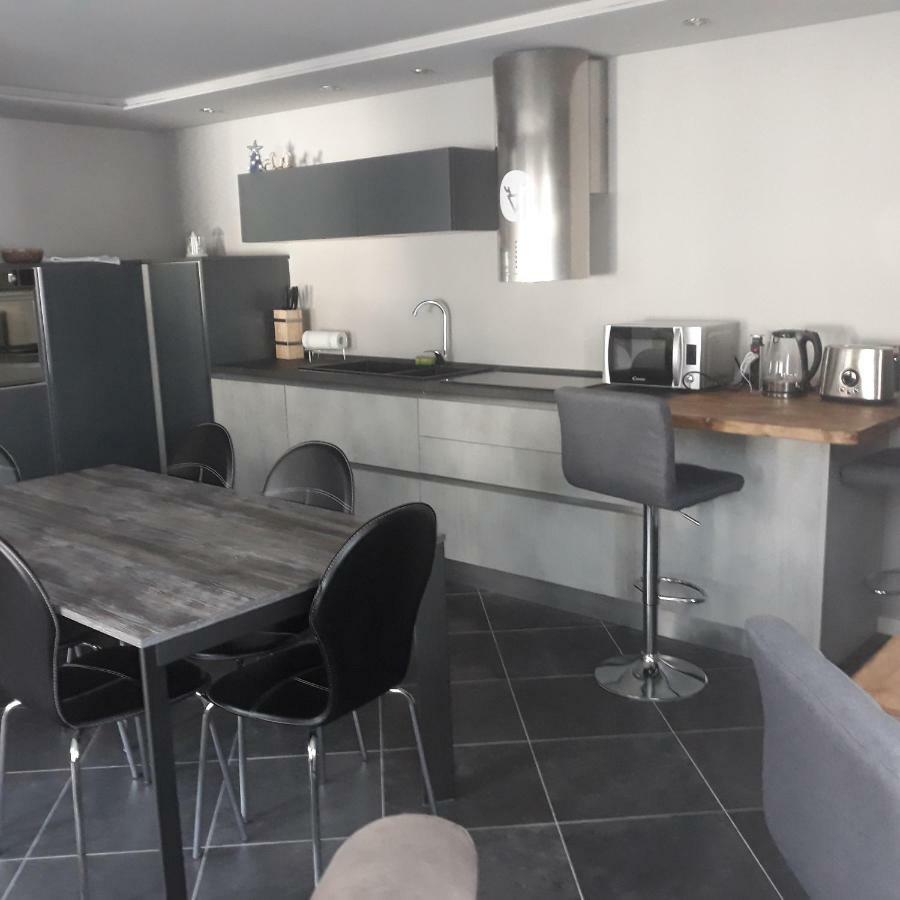 Felix Apartment Giustino Екстериор снимка